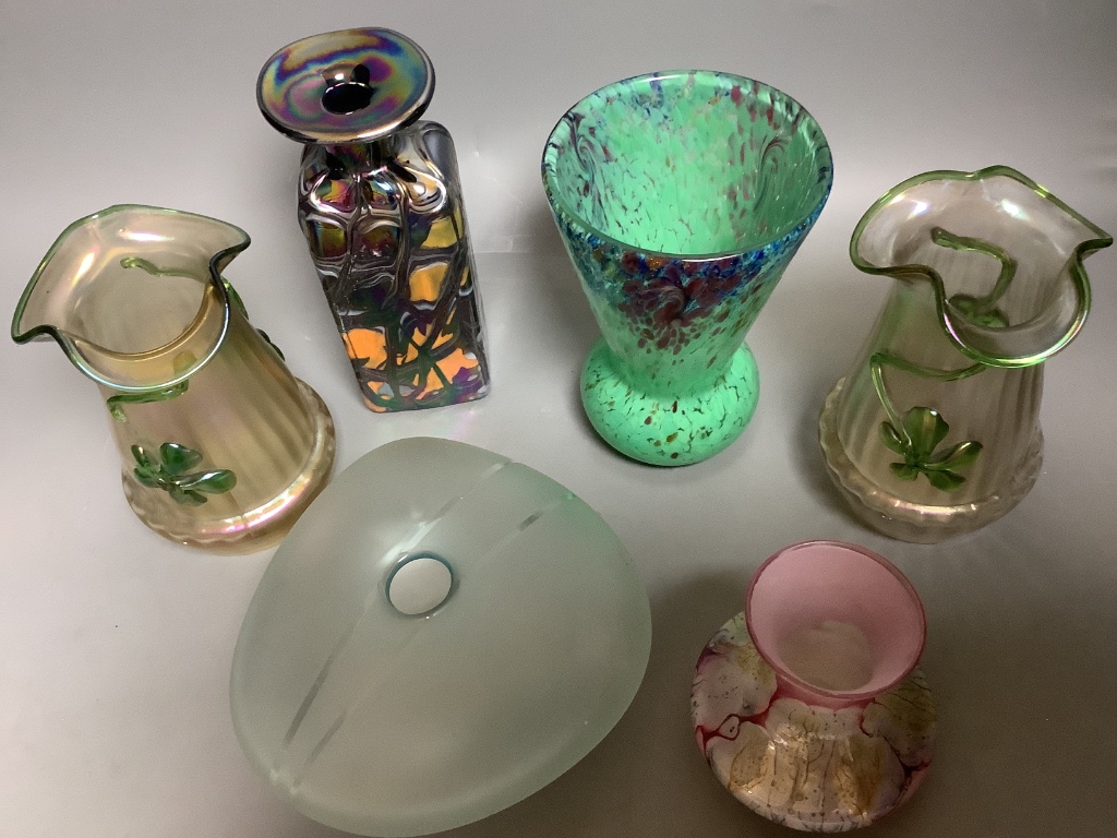 A Vasart mottled glass vase and a quantity of other art glass, tallest 19cm